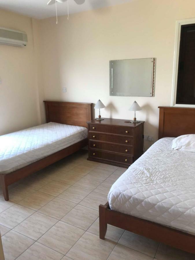 Limni Pool House B Villa Larnaca Bagian luar foto