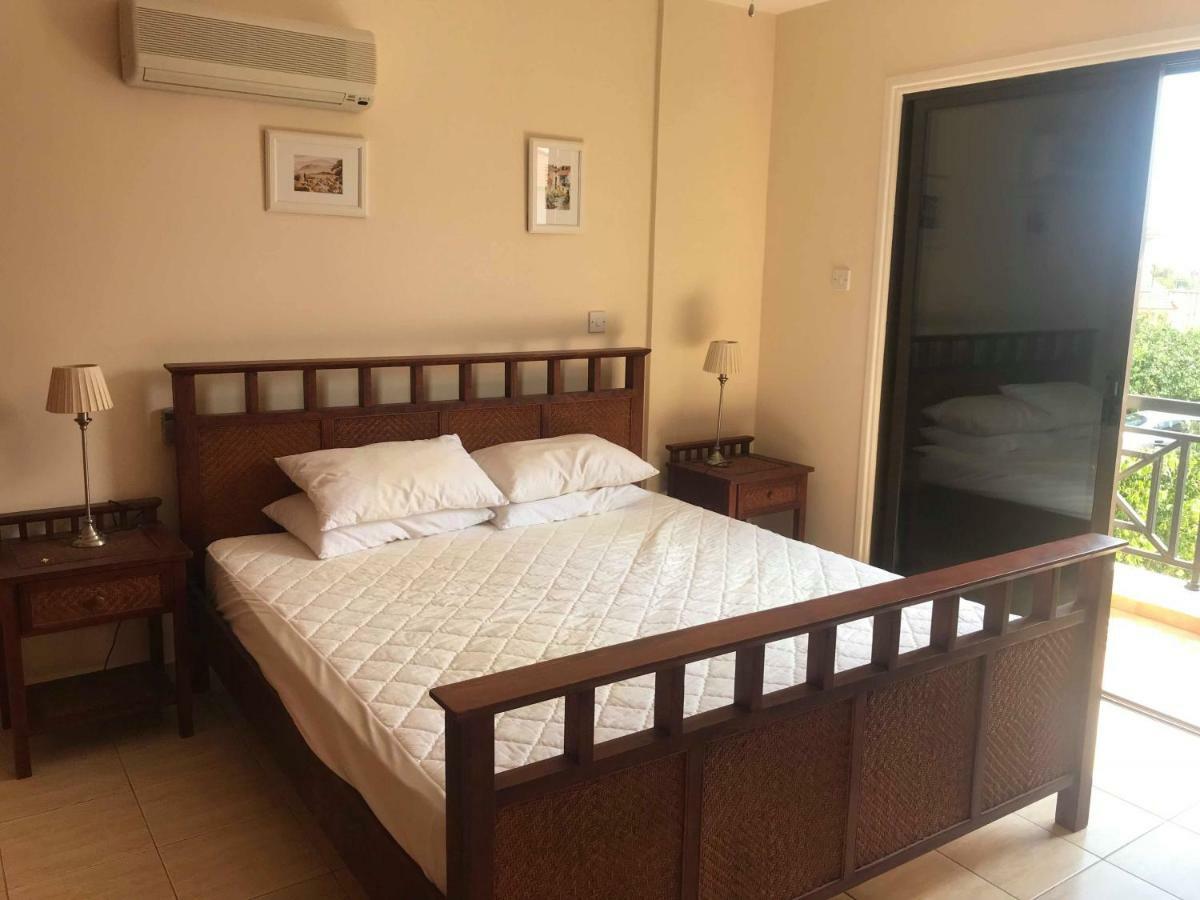 Limni Pool House B Villa Larnaca Bagian luar foto