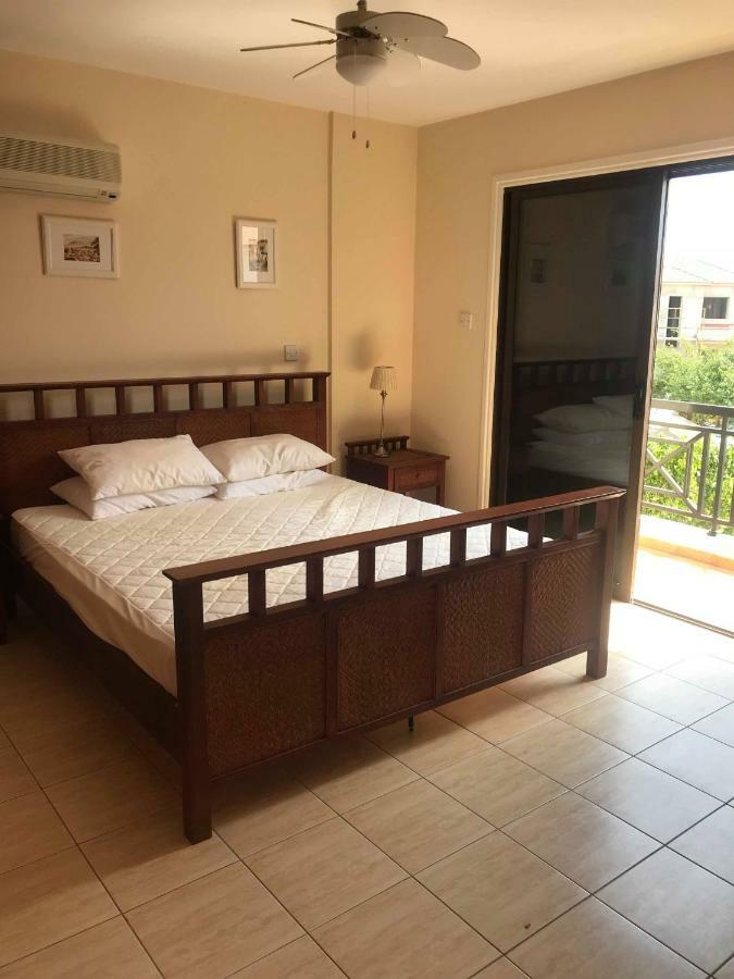 Limni Pool House B Villa Larnaca Bagian luar foto
